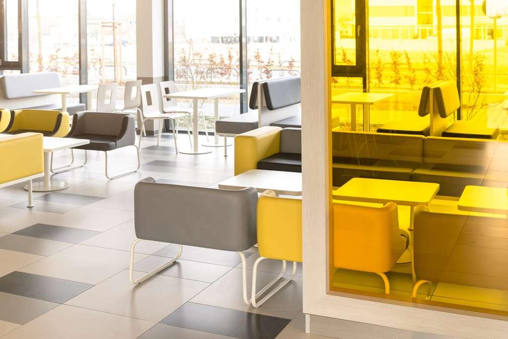 B&B Hotel Frankfurt-Airport Frankfurt am Main Interior photo